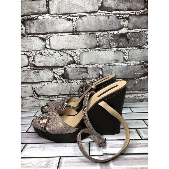 Longchamp Gray Taupe Snake Skin Leather Peep Toe Wedge Strap Sandals Women Sz 38 - Picture 1 of 16